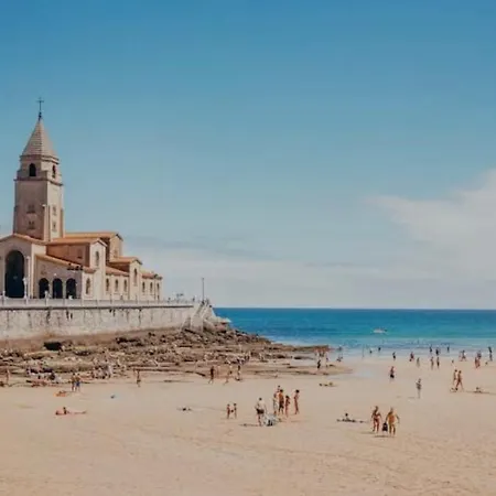 Villacoto - Piso Acogedor Y Amplio Con Wifi A Un Paseo De La Playa Gijon