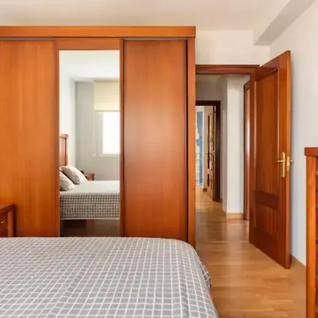 Villacoto - Piso Acogedor Y Amplio Con Wifi A Un Paseo De La Playa דירה *